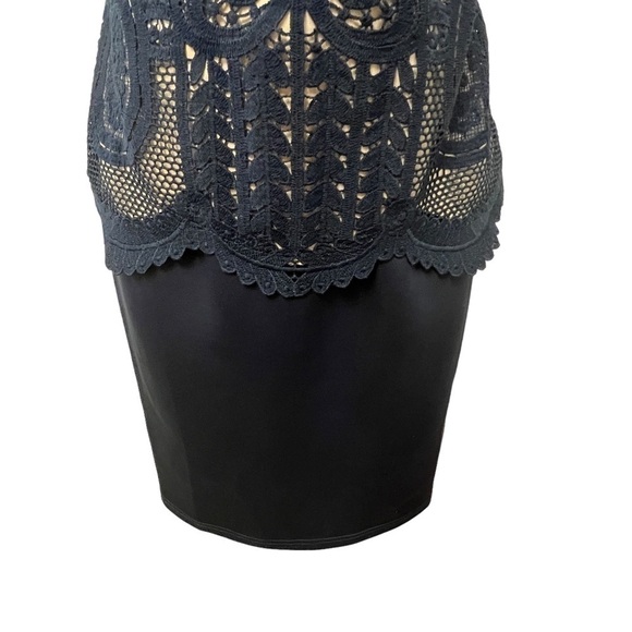 ENTRY Women’s Strapless Lace Overlay Peplum Dress, Size Medium - Picture 6 of 15